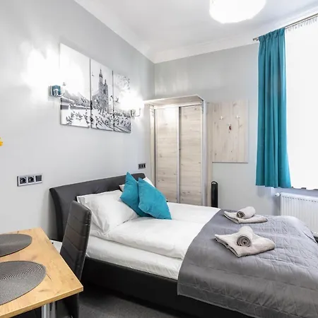 Dave Elegant Old Town 3*