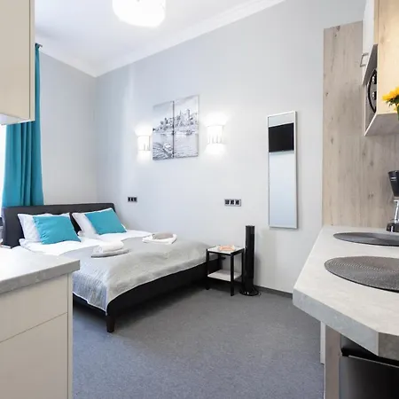 Dave Elegant Old Town