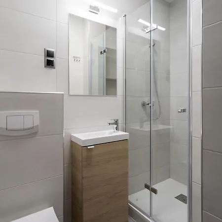 Dave Elegant Old Town Aparthotel 3*