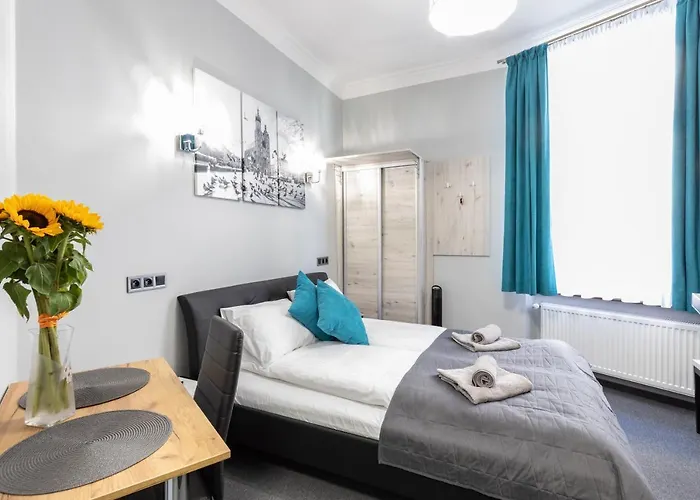 Dave Elegant Old Town 3*