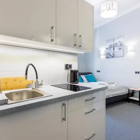 Dave Elegant Old Town