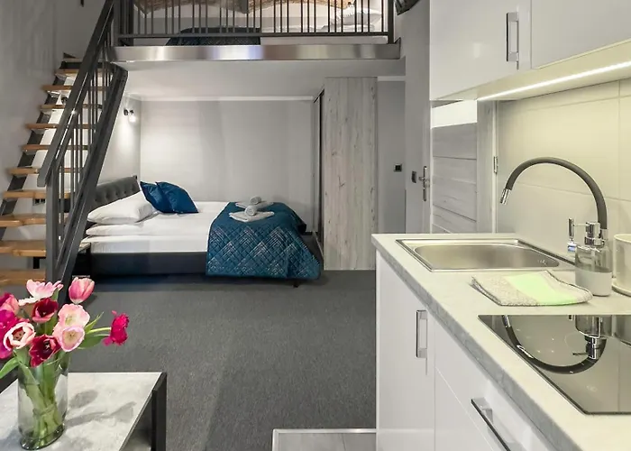 Dave Elegant Old Town Lejlighedshotel